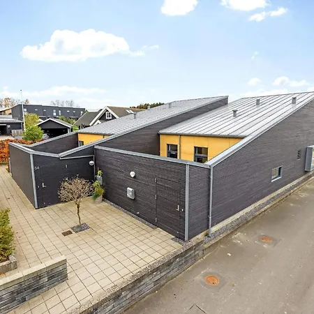 Stort Arkitekt Tegnet Hus *